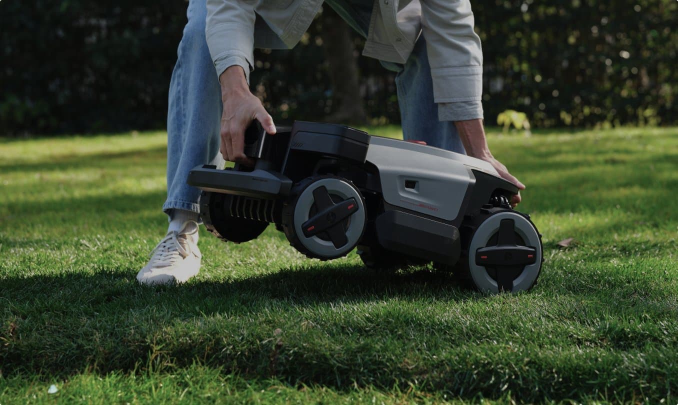 Roborock RockMow Z1 robotska kosilnica z glasnim alarmom proti kraji