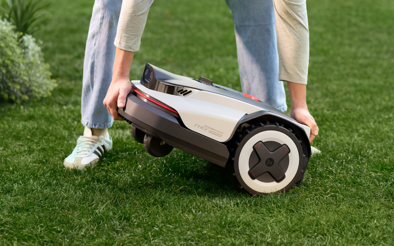 Roborock RockNeo Q1 robotska kosilnica z glasnim alarmom proti kraji